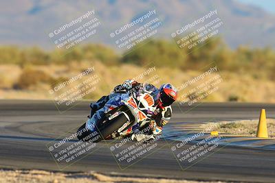 media/Nov-17-2024-CVMA (Sun) [[1fec520723]]/Race 18-Supersport Middleweight/